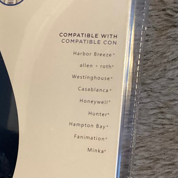 Harbor Breeze Universal Ceiling Fan/light Remote Control Wall Mount Kit #0745358 - Picture 3 of 5